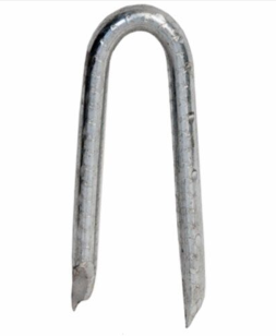 Bayonet Staple Plain Post 40 x 4mm Galvanised Bucket - 5kg - Image 3